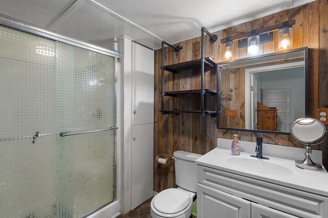 301 W Nelson Street, Bowie, TX 76230