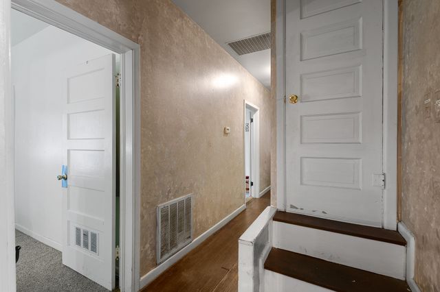 301 W Nelson Street, Bowie, TX 76230