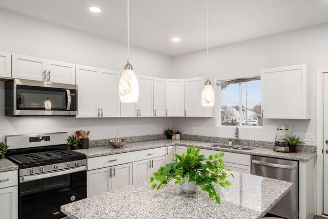 1559 Obetz Avenue, Obetz, OH 43207