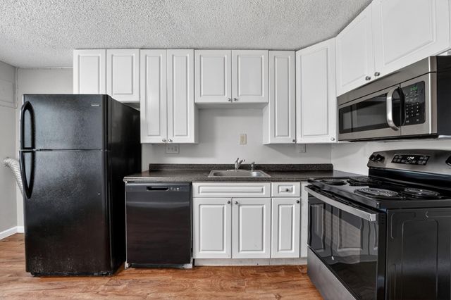 20600 Bonanza ST 2, Lago Vista, TX 78645