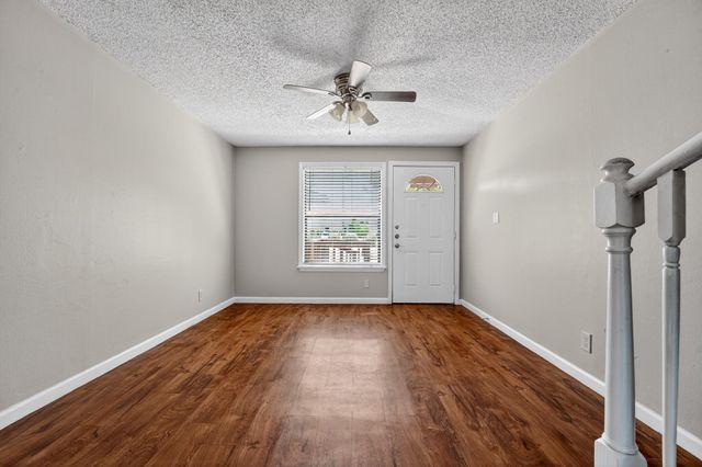 20600 Bonanza ST 2, Lago Vista, TX 78645