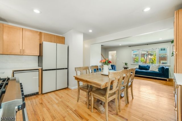 232 W Linden Ave, Linden City, NJ 07036