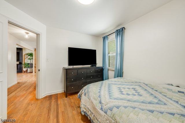 232 W Linden Ave, Linden City, NJ 07036