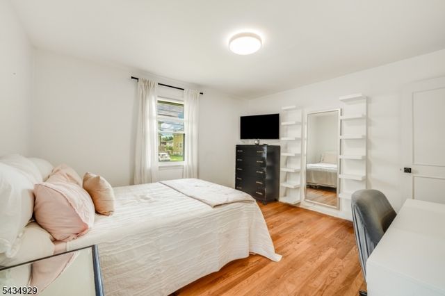 232 W Linden Ave, Linden City, NJ 07036