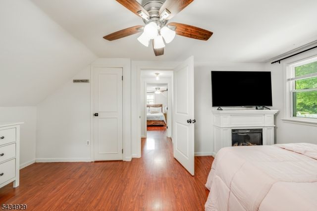 232 W Linden Ave, Linden City, NJ 07036
