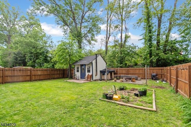 232 W Linden Ave, Linden City, NJ 07036