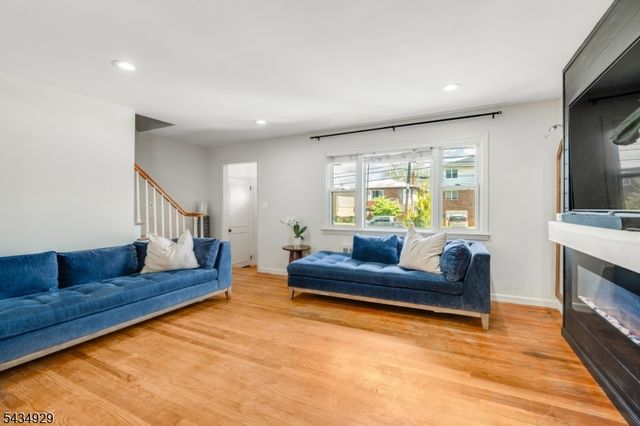 232 W Linden Ave, Linden City, NJ 07036