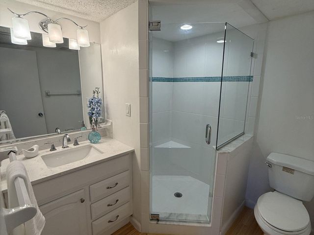 3987 MACEACHEN BOULEVARD 133, Sarasota, FL 34233