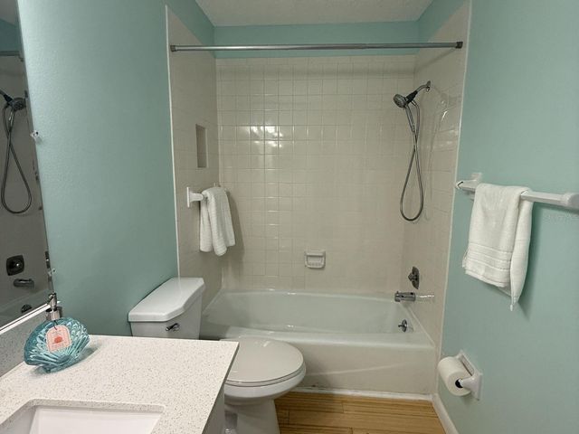 3987 MACEACHEN BOULEVARD 133, Sarasota, FL 34233