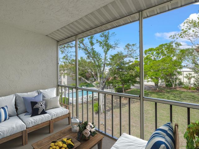 3987 MACEACHEN BOULEVARD 133, Sarasota, FL 34233