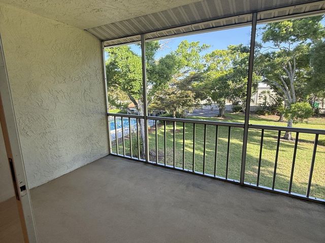 3987 MACEACHEN BOULEVARD 133, Sarasota, FL 34233