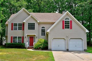 613 Sandcastle WAY, Chesapeake, VA 23320