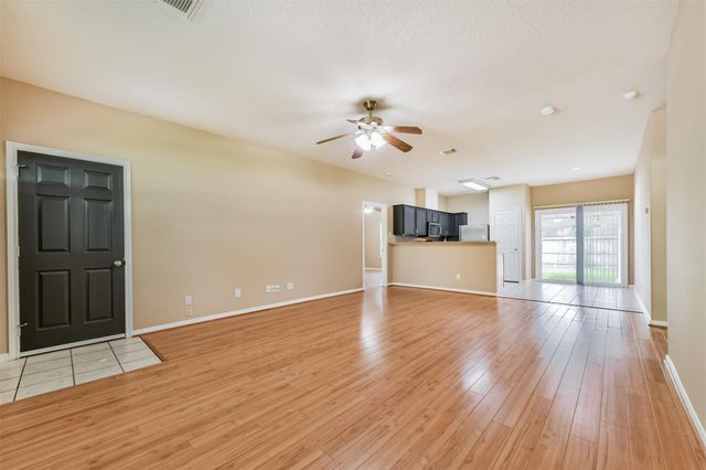4313 38th Street, Dickinson, TX 77539