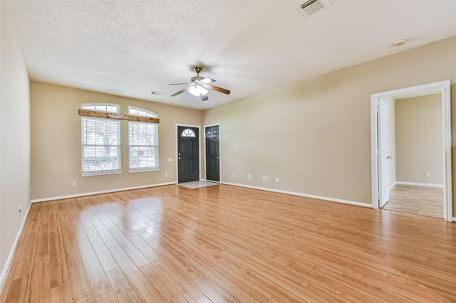 4313 38th Street, Dickinson, TX 77539