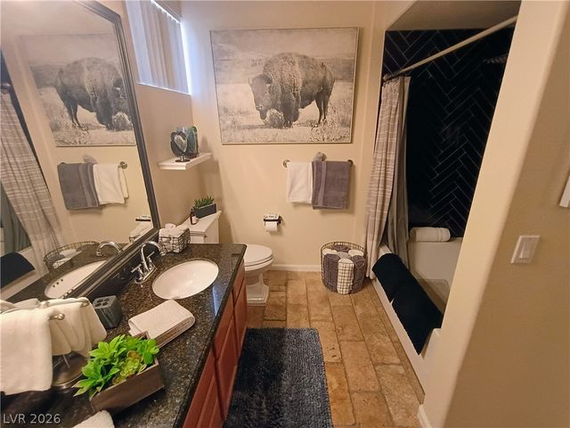 10213 Penrith Avenue 103, Las Vegas, NV 89144