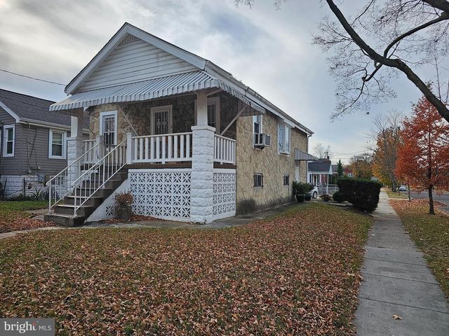 1216 42ND PL NE, Washington, DC 20019