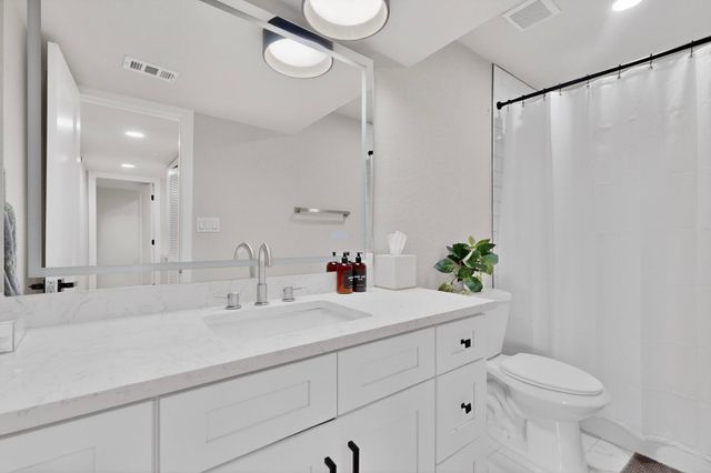 5015 Thunder Road, Dallas, TX 75244