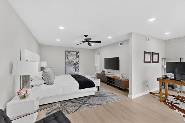 5015 Thunder Road, Dallas, TX 75244