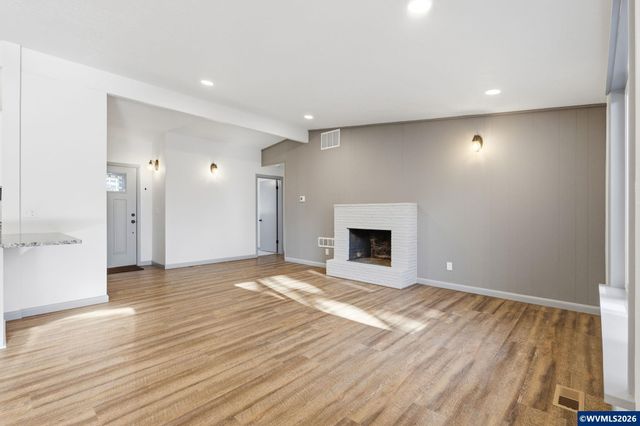 782 Lockwood Ln S, Salem, OR 97302