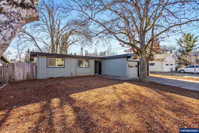 782 Lockwood Ln S, Salem, OR 97302