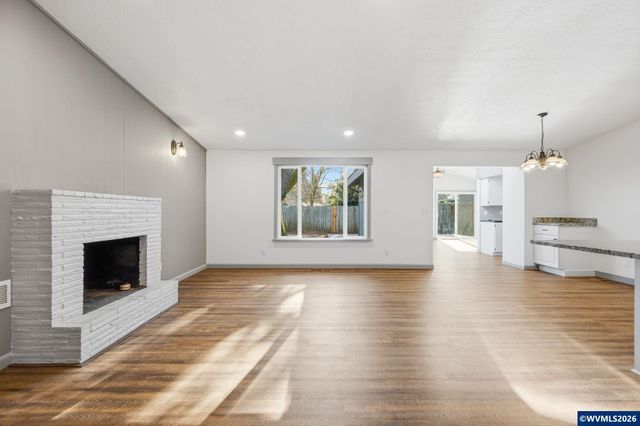 782 Lockwood Ln S, Salem, OR 97302