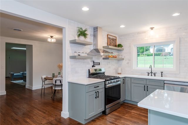 674 Garden Road, Oakwood, OH 45419