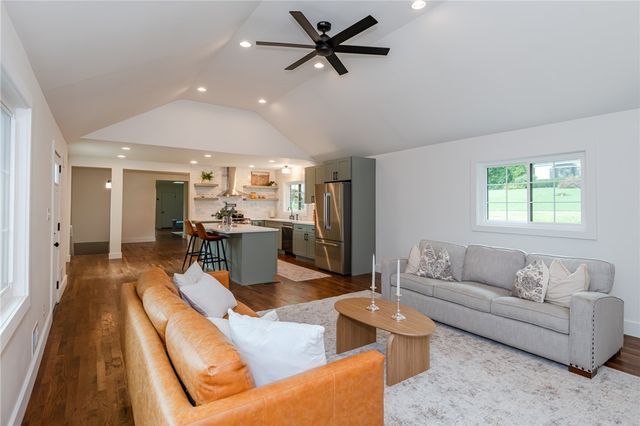 674 Garden Road, Oakwood, OH 45419