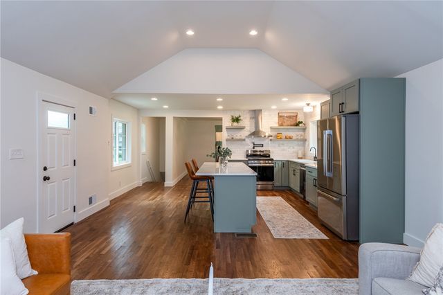 674 Garden Road, Oakwood, OH 45419