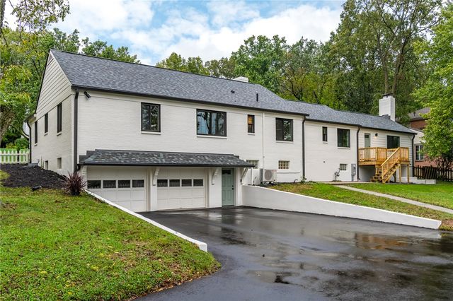 674 Garden Road, Oakwood, OH 45419