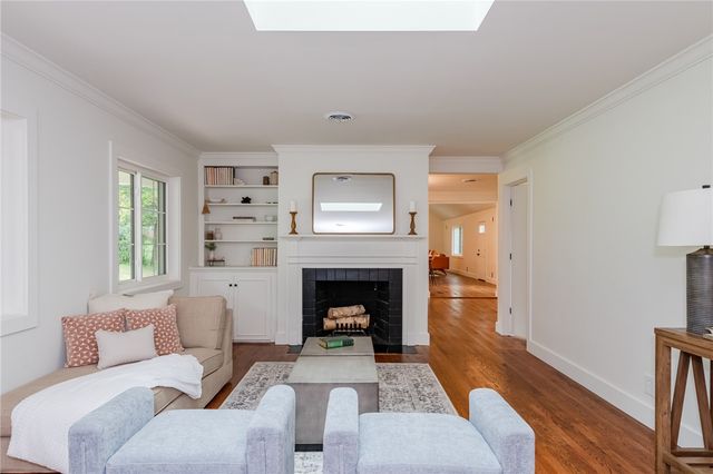 674 Garden Road, Oakwood, OH 45419