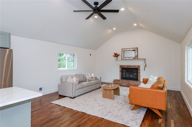 674 Garden Road, Oakwood, OH 45419