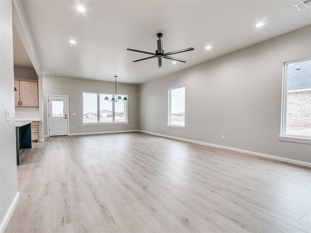 29771 Jade Street, Cashion, OK 73016