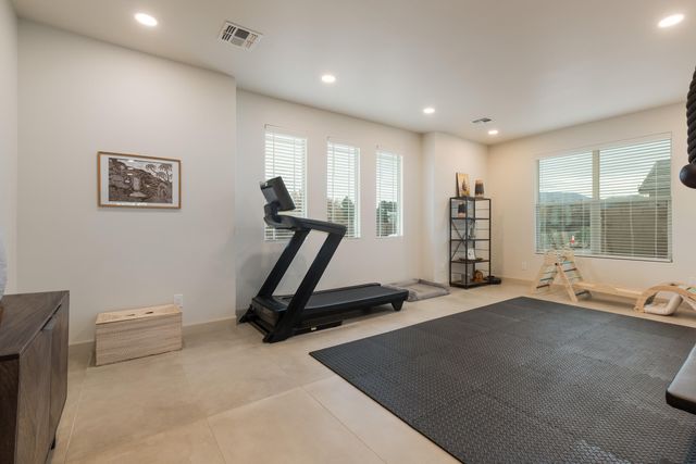 212 Lavender Place NE, Albuquerque, NM 87113