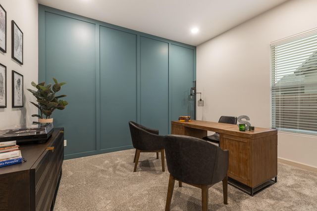 212 Lavender Place NE, Albuquerque, NM 87113