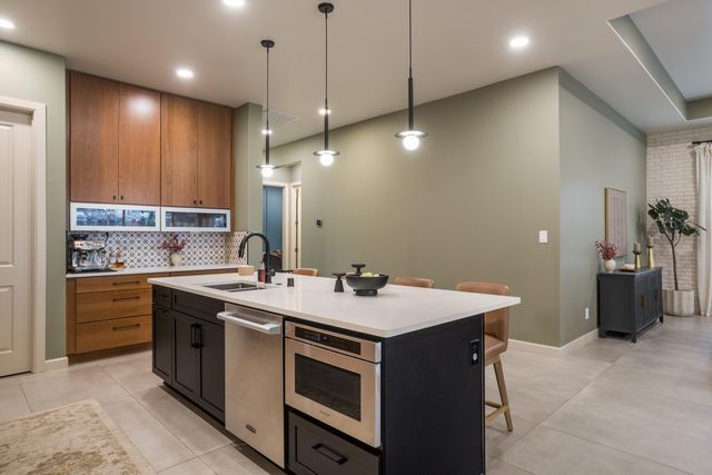 212 Lavender Place NE, Albuquerque, NM 87113