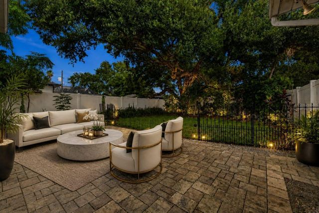 443 PARK STREET N, St Petersburg, FL 33710
