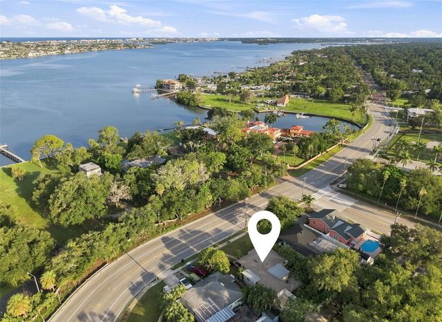 443 PARK STREET N, St Petersburg, FL 33710