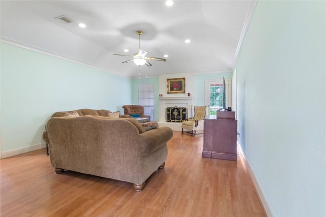 1418 Louisiana Avenue, Deer Park, TX 77536