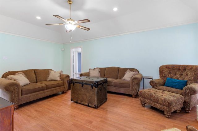 1418 Louisiana Avenue, Deer Park, TX 77536