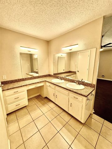 10628 Pagewood Drive, Dallas, TX 75230