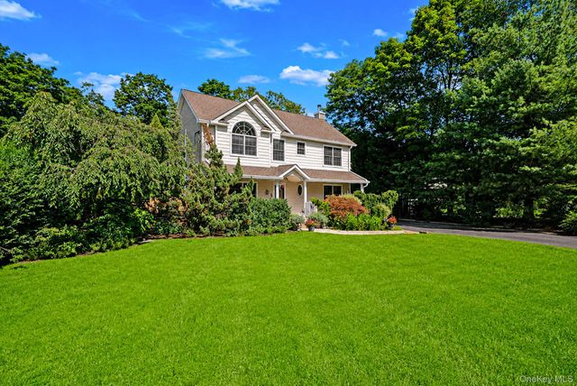 91 Traction Boulevard, Patchogue, NY 11772