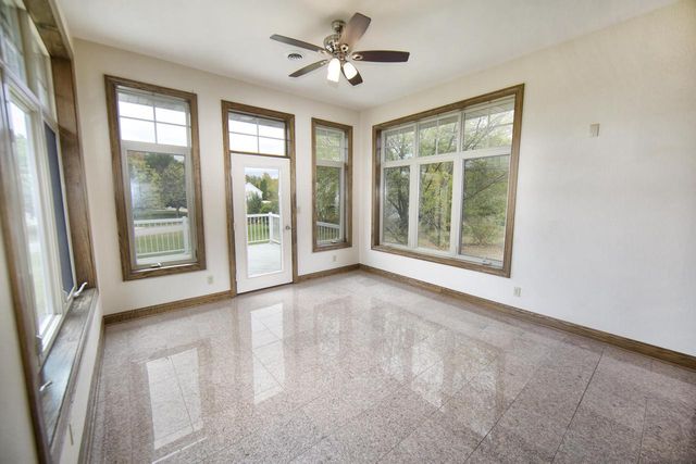 4707 W Jenna COURT, Franklin, WI 53132