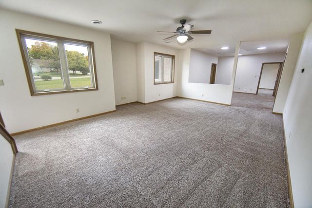 4707 W Jenna COURT, Franklin, WI 53132