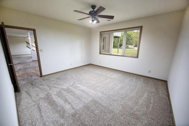 4707 W Jenna COURT, Franklin, WI 53132