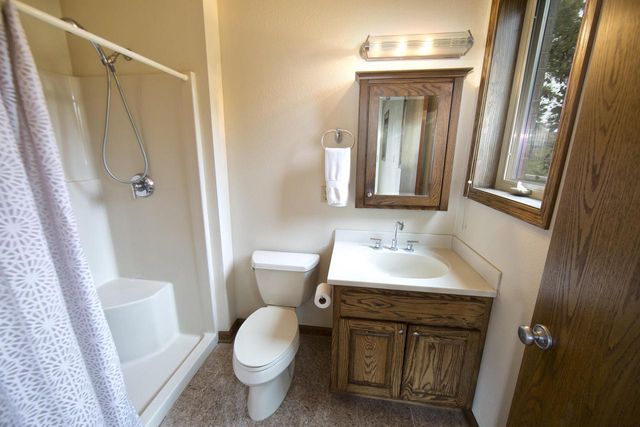 4707 W Jenna COURT, Franklin, WI 53132