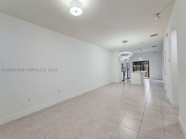 8195 NW 104th Ave 2, Doral, FL 33178