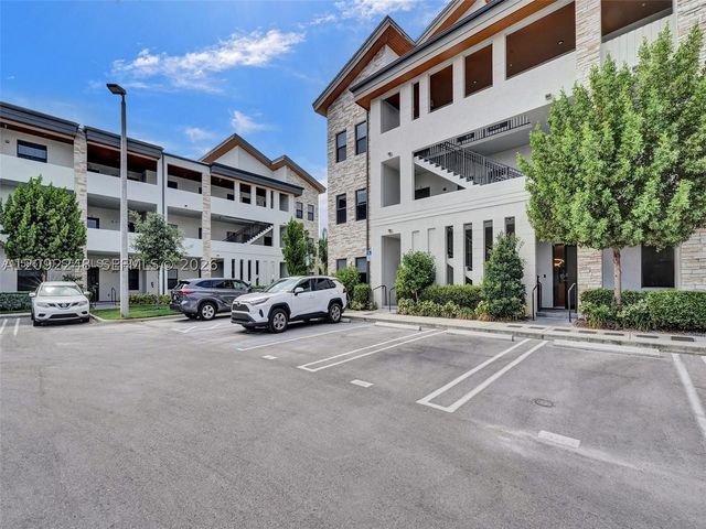 8195 NW 104th Ave 2, Doral, FL 33178