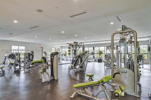 8195 NW 104th Ave 2, Doral, FL 33178