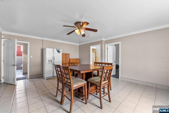 32 Hayward Place, Wallington, NJ 07057