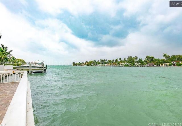 1455 N Treasure Dr PHA, North Bay Village, FL 33141